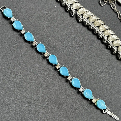 Vintage Silver Tone Jewelry Lot of 4 Botanical Leaf Blue Cabochon Rhinestone