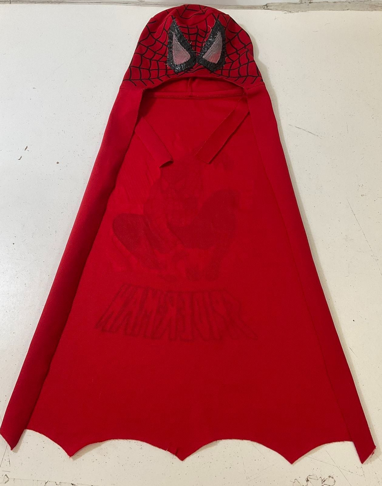 Vintage 1980s Marvel Comics Spider-Man Red Hooded Costume Cape