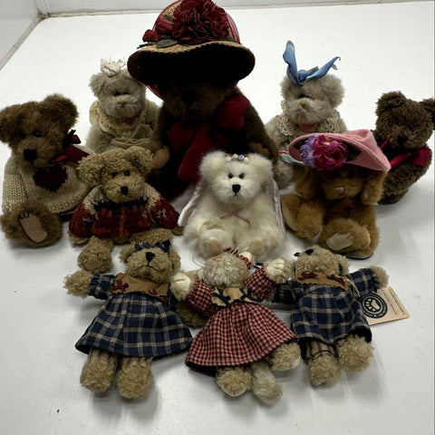 Boyds Bears Plush Lot Mixed Dressed Teddy Bears 11 Pieces Vintage Collection