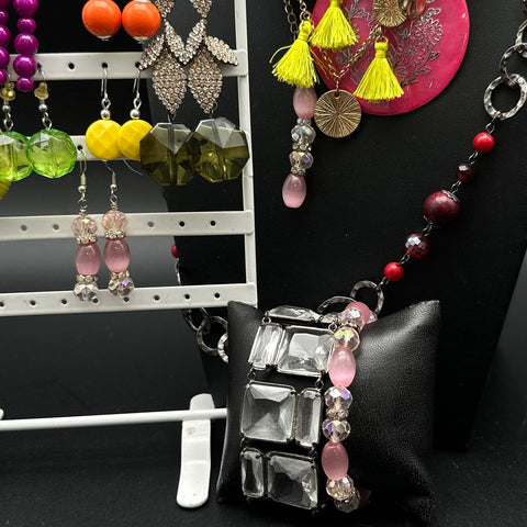 Vibrant Statement Costume Jewelry Lot Charming Charlie Necklaces Earrings 35+ Pc