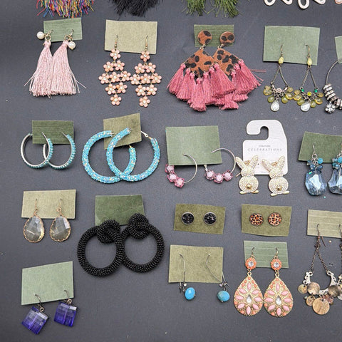 Mixed Costume Jewelry Lot 45+ Pairs Earrings Maurices Tassel Hoop Boho Studs