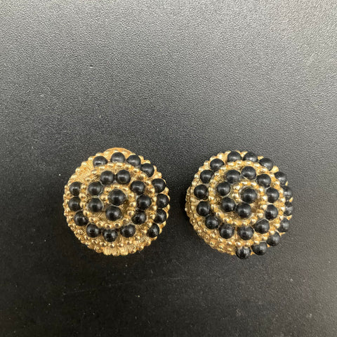 Vintage Gold Tone Black Bead Starburst Brooch Clip-on Earrings Demi Parure