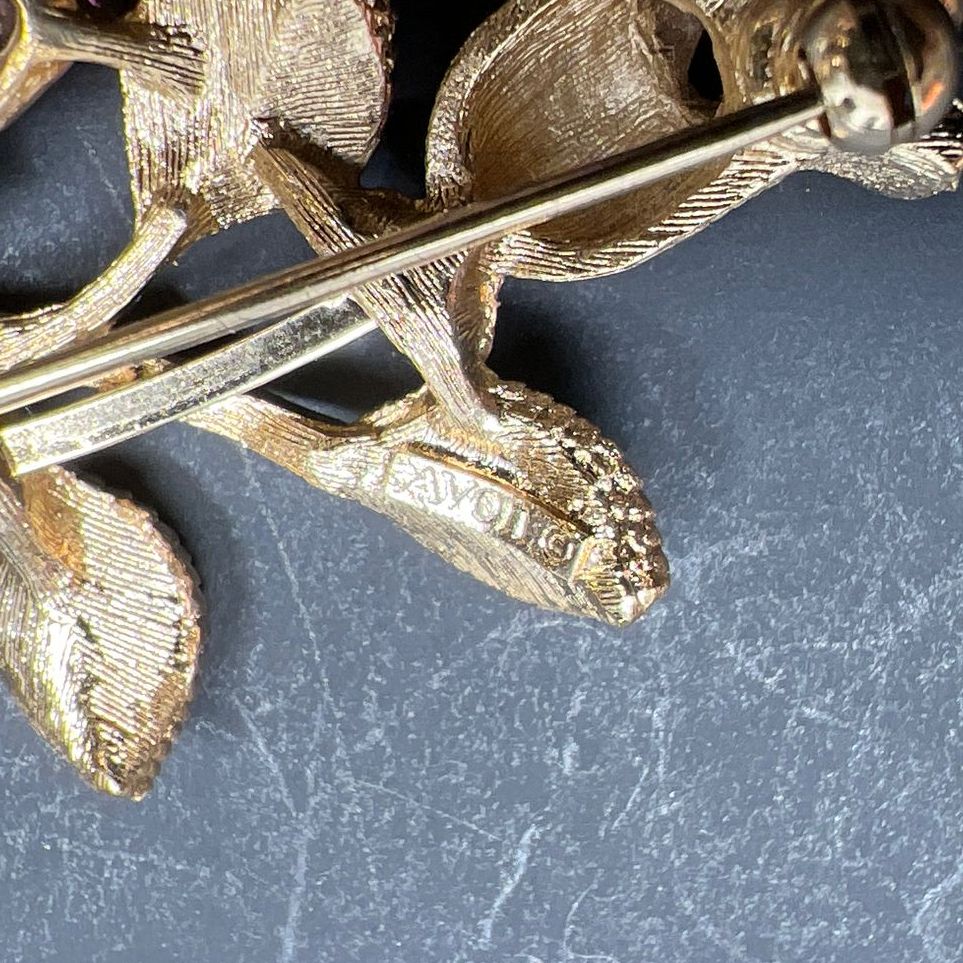 Avon Fashion Accents in Jewelry Gilded Rose Pin NIB