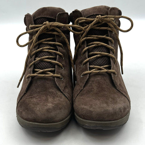 Duluth Trading Co Brown Suede Ankle Sneaker Boots Women's Size 9 Medium 39703
