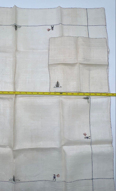 Miller & Rhoads Pagoda Embroidered Linen Tablecloth Napkin Set 5pc Vintage