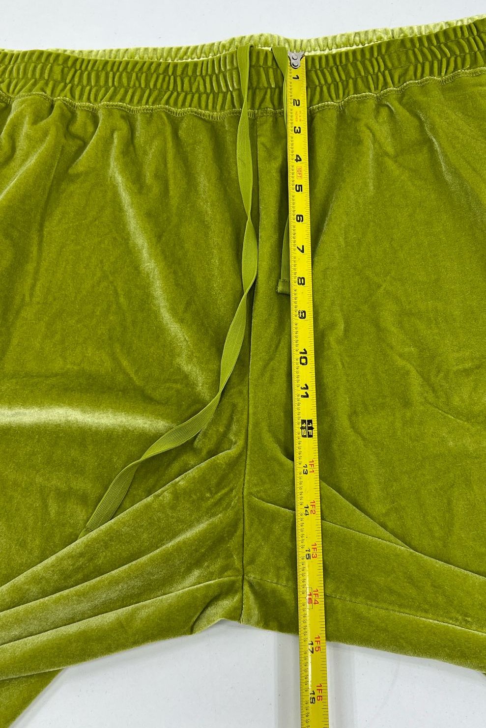 NWT Women's Fabletics Daria Lime Green Velour Velvet Joggers Pants - Size 4XL