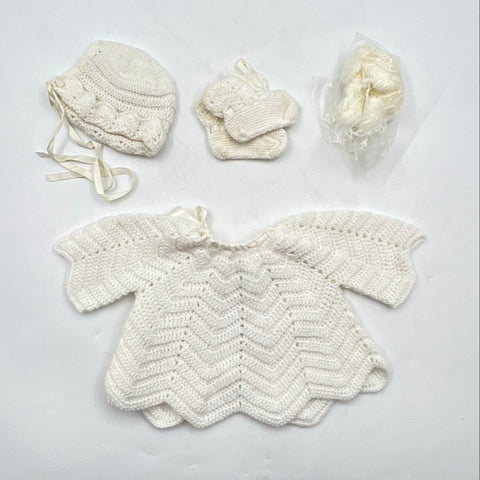 Vintage Crochet Knit Baby Layette Set Sweater Bonnet Booties White Sz 0-3M