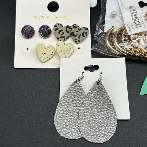 Fashion Earrings Jewelry Lot Mixed Styles Hoops Dangles Studs Acrylic 25+ Pairs