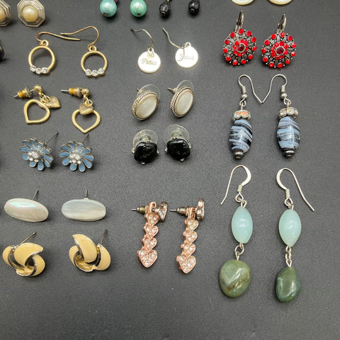 Non-Precious Metal Earrings Costume Jewelry Lot 0.4 Lbs Vintage to Modern