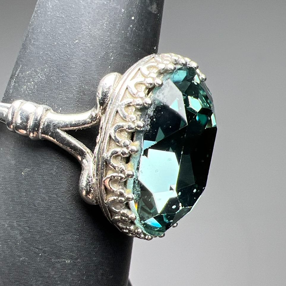 Sterling Silver Teal Blue Rhinestone Ring Size 8 6.6g