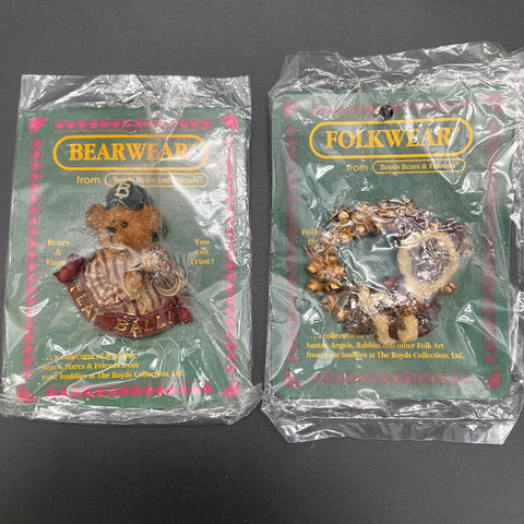 Vintage Boyds Bears Pins Lot 8 Pieces Resin Bearwear Folkwear Holiday Themes