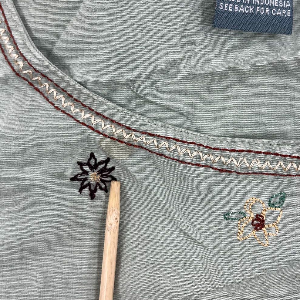 Women's Koret Green Embroidered Tank & Button Up Shirt Set - Size Large