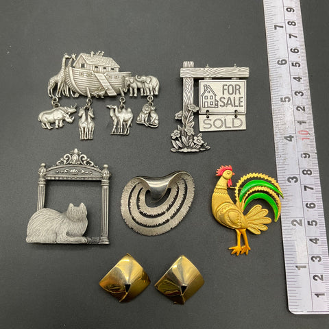 Vintage JJ Jonette Jewelry Lot 5 Brooches & Pair Earrings Noah's Ark Cat Rooster