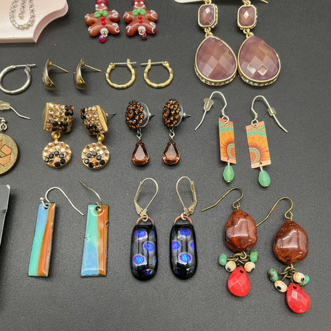 Eclectic Earring Lot 16 Pairs Charming Charlie Tonya's Blush Holiday Artisan