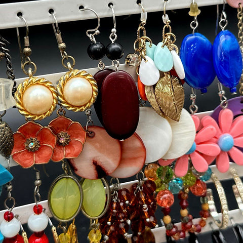 Mixed Costume Fashion Earrings Jewelry Lot of 40 Pairs Dangle Hoop Stud Styles