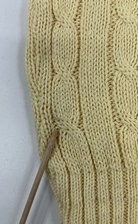 Vintage Women's Tony Lambert Light Yellow Cable Knit Pullover Sweater - Medium