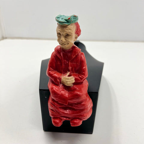 Vintage 1968 Filmways Beverly Hillbillies Jed & Granny Shelf Sitter Figures