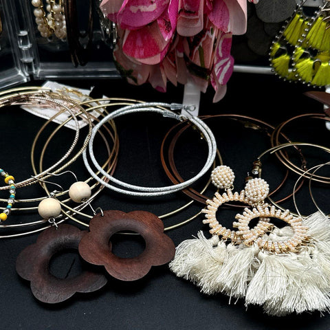Mixed Fashion Earring Lot Vintage to Modern Hoop Dangle Beaded Tassel 25+ Pairs