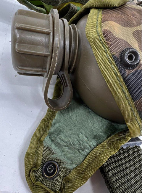 Vintage 90s Allen Men's Camo Hunting Utility Belt Canteen Pouch Adjustable