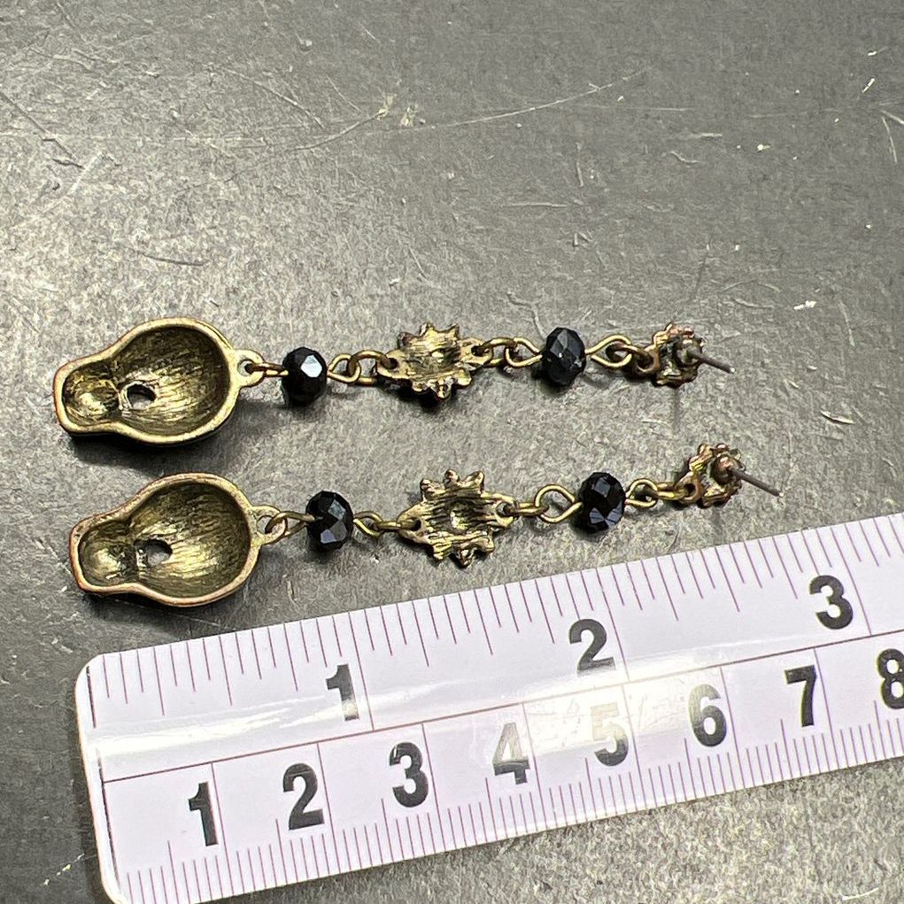 Blue Rhinestone Eyes Beaded Skull Necklace & Earrings Set