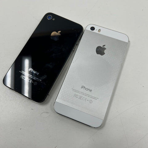 Apple iPhone 5S A1453 & iPhone 4S A1387 Smartphone Lot of 2