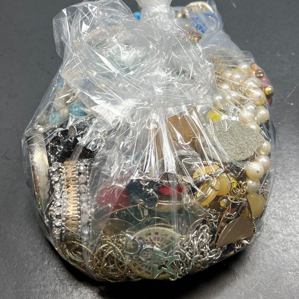 5 lbs Wearable Costume Jewelry Grab Bag