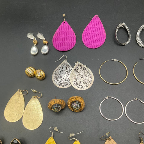 Contemporary Costume Pierced Earrings Lot of 28 Pairs Hoops Teardrops