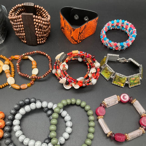 Eclectic Mixed Material Jewelry Lot of 22 Beaded Bracelets Cuffs Bangles Shell