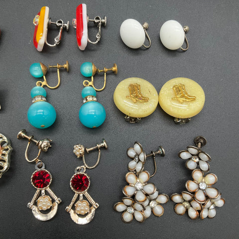 Vintage Costume Jewelry Lot 23 Pairs Clip On & Screw Back Earrings Mid-Century
