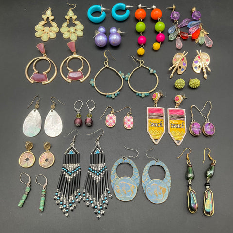 Vintage Style Costume Jewelry Earring Lot 19 Pairs Beaded Novelty Dangle Studs