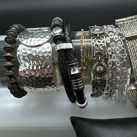 Fashion Jewelry Lot of 18 Bracelets Cuffs Bangles Nebraska Huskers Rhinestone