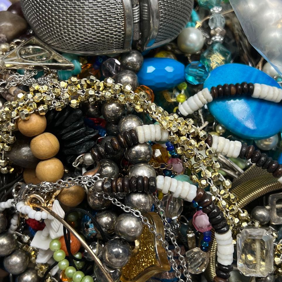 5 Lbs Costume Jewelry Grab Bag