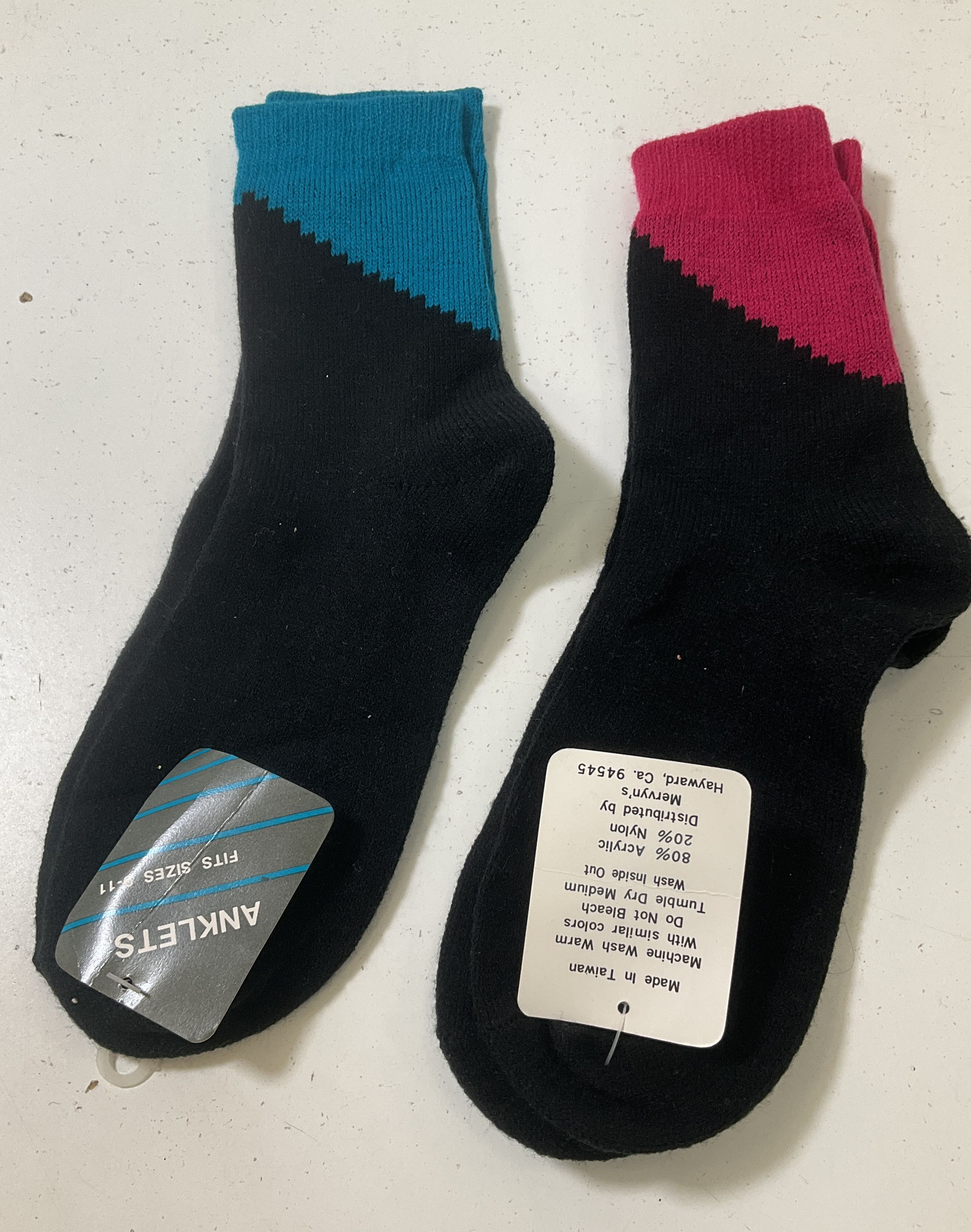 Lot of Vintage Women's Socks Sz 9-11 Gitano Others Sweater Aerobic Slouch NWT
