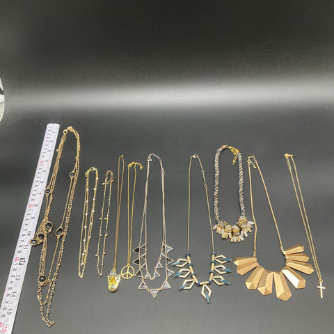 Geometric Statement Fashion Jewelry Necklace Lot of 11 Gold Silver Tone