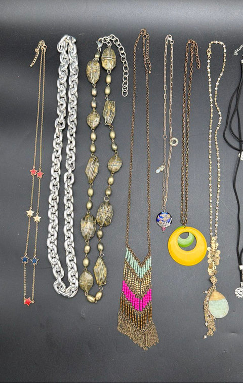 Vintage Modern Costume Jewelry Necklace Lot 17 Pieces Statement Beaded Fashion