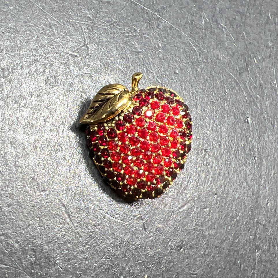 Monet Red Rhinestone Apple Brooch 5.69g