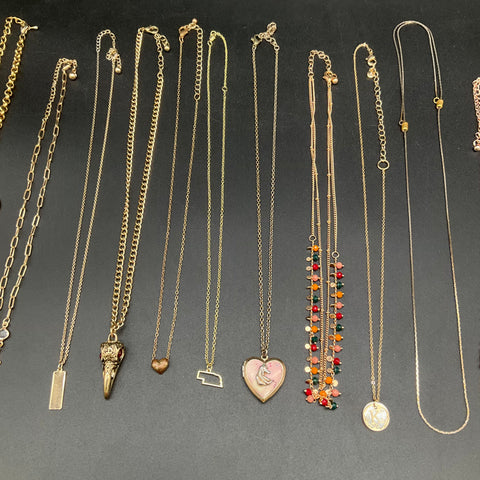 Vintage to Modern Costume Jewelry Lot 15 Necklaces Gold Silver Tone Heart