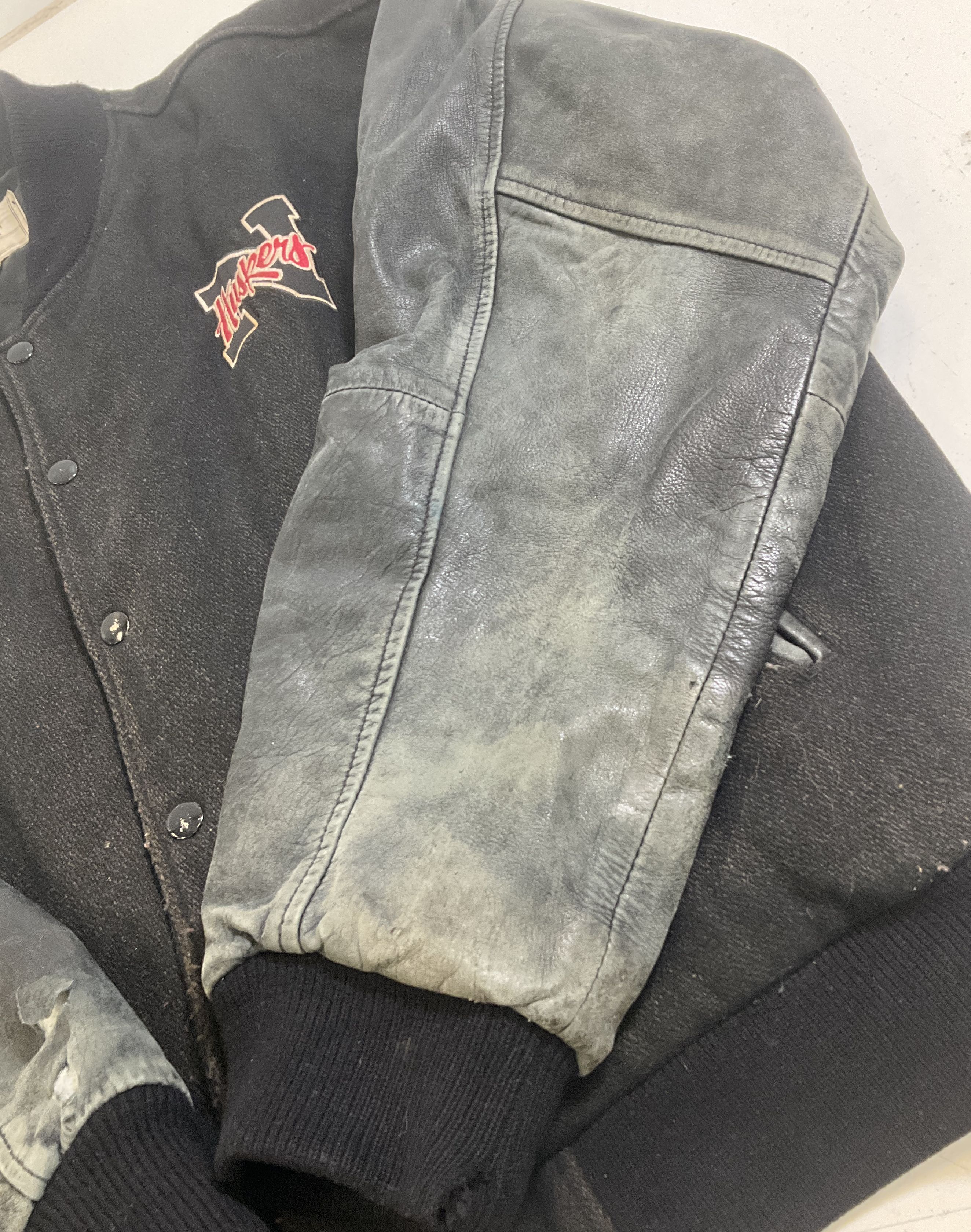 Vintage 80s Nebraska Huskers Wool Leather Varsity Jacket Distressed Size L