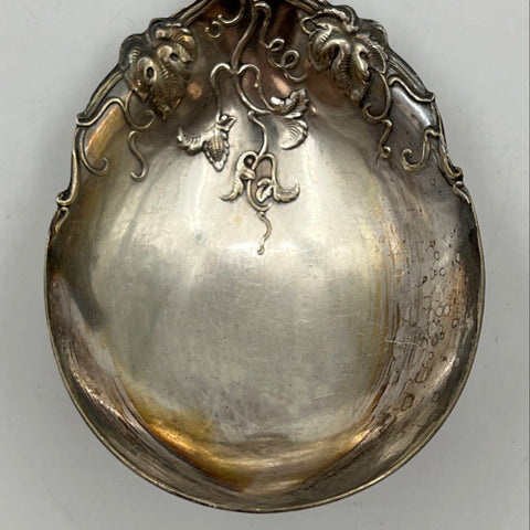 1847 Rogers Bros Vintage Pattern Silver Plate 8.25" Serving Spoon Grape Vine