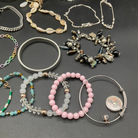 Eclectic Costume Jewelry Bracelet Lot 30pc Bangles Beaded Chain Shell Boho Style
