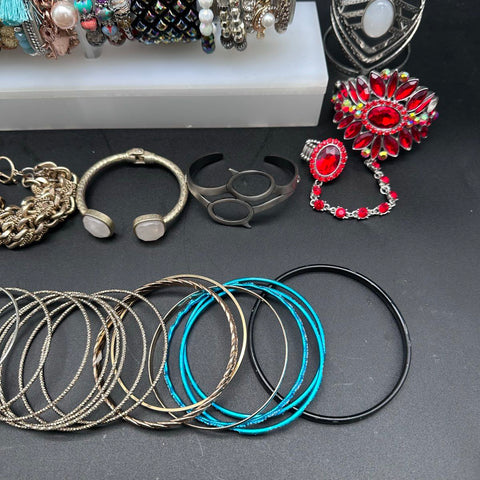 Costume Jewelry Lot 38pc Bracelets Bangles Cuffs Rhinestone Time and Tru Mixed
