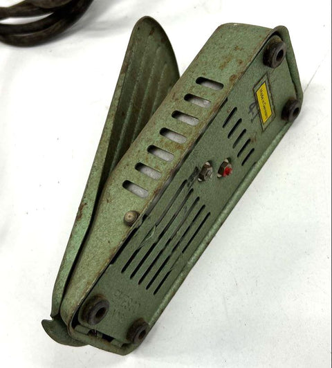 Vintage EMESCO No. 6 Foot Pedal Control Sewing Machine Green Made in Germany