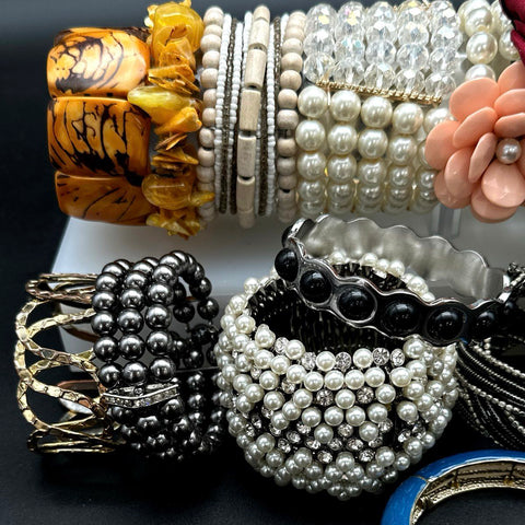 Fashion Costume Jewelry Lot 22 Faux Pearl Bangle Stretch Beaded Floral Mixed