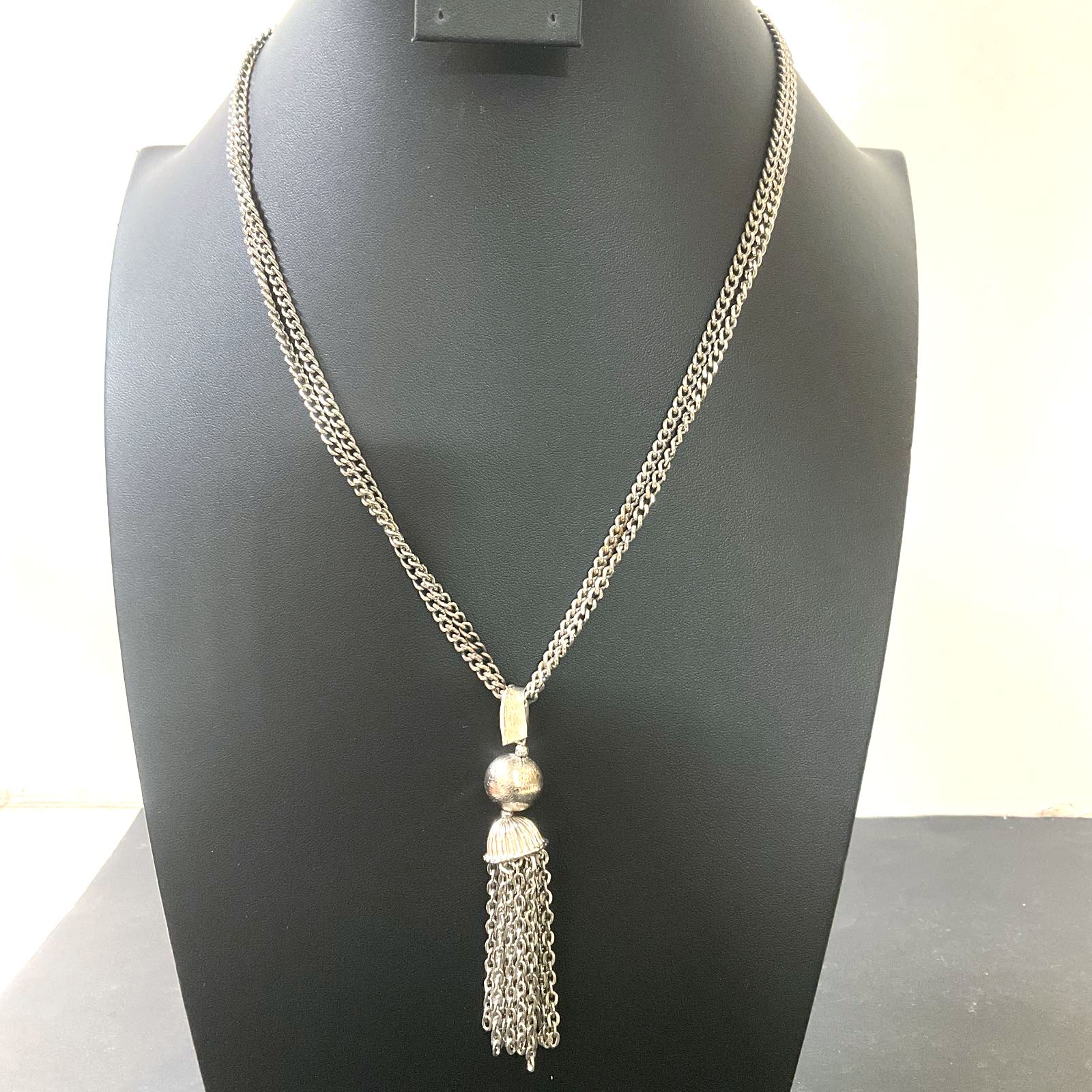 Vintage Lisner Silver Tone Ball& Tassel Pendant Chain Necklace 1960s