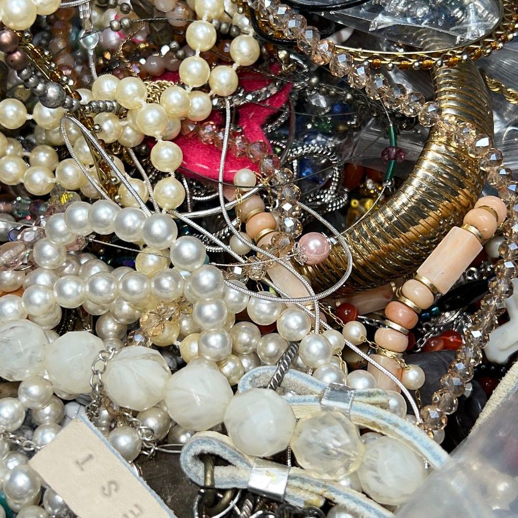 5 Lbs Costume Jewelry Grab bag