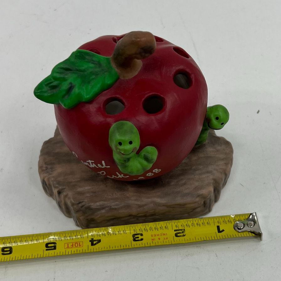 Vintage 80s Hand Painted Central Park 1988 Apple Worms Ceramic Pencil Holder