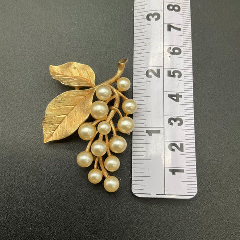 Vintage Crown Trifari Gold Tone Faux Pearl Grape Cluster Brooch Signed 2.25"