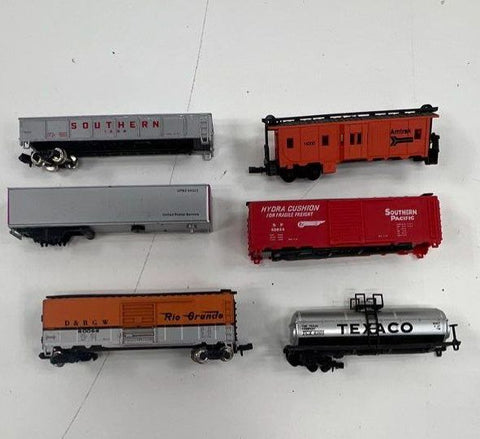 N Scale 1:160 Model Train Lot 6 Rolling Stock Cars Mixed Railroads Vintage