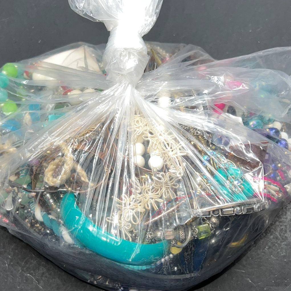 5 Lbs Costume Jewelry Grab Bag