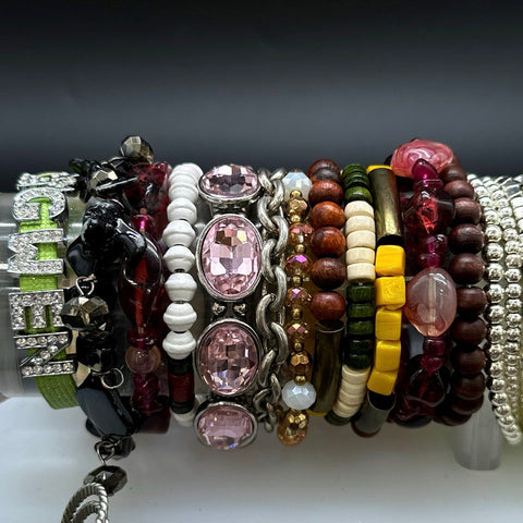 Vintage Style Costume Jewelry Lot 25+ Bangles Cuffs Beaded Stretch Bracelets